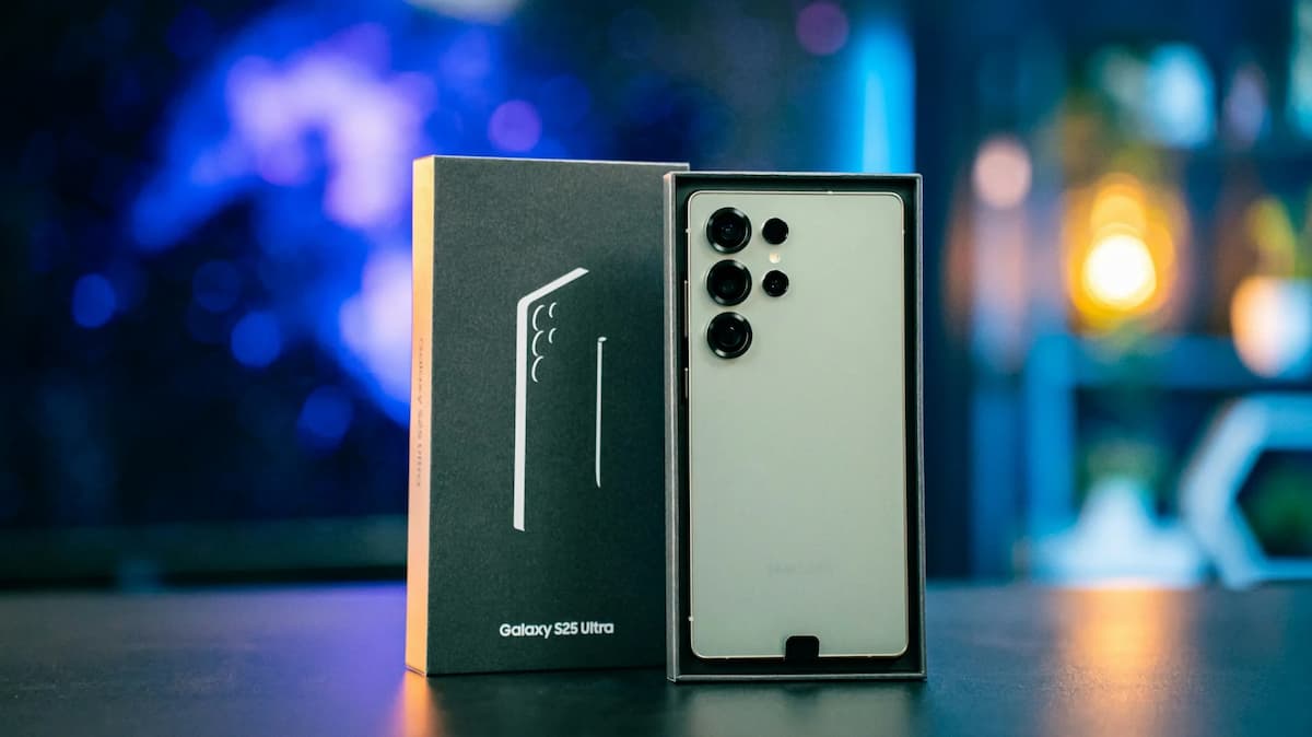 Samsung Galaxy S25 Ultra - Downtown Mobile repairs all major phone brands in Turlock CA